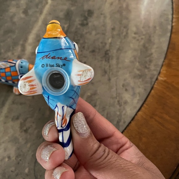 Salt and pepper shakers - Picture 3 of 5